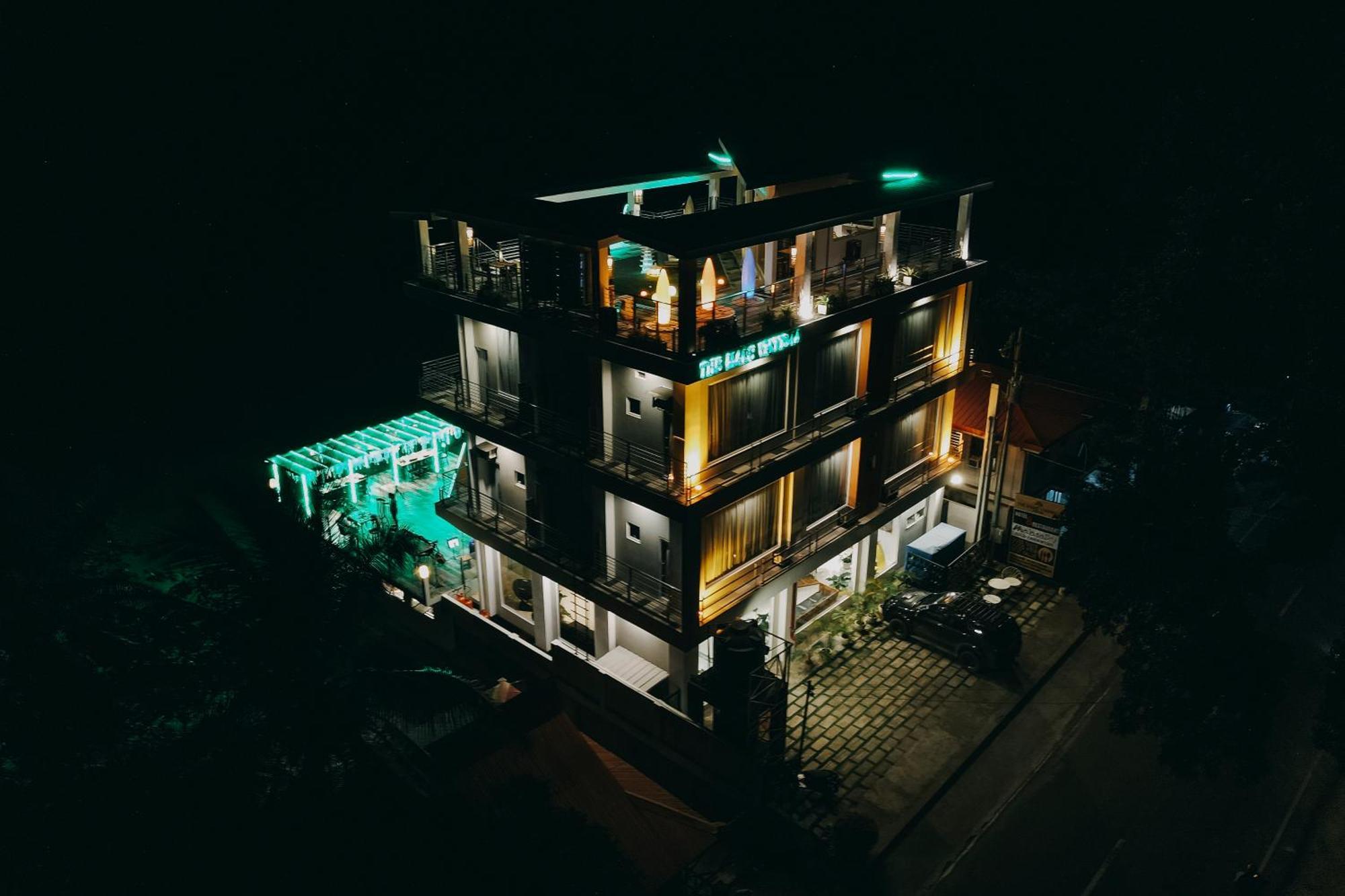 The Marc Vannelli Oslob Exterior photo