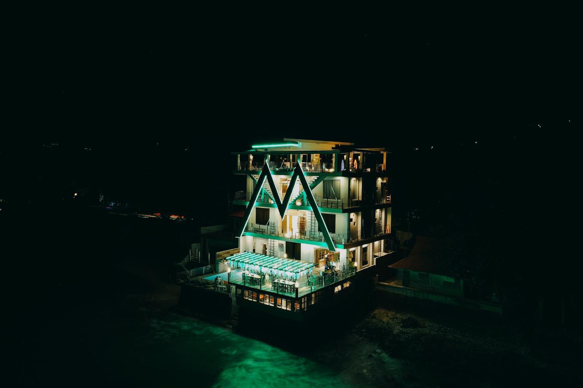 The Marc Vannelli Oslob Exterior photo